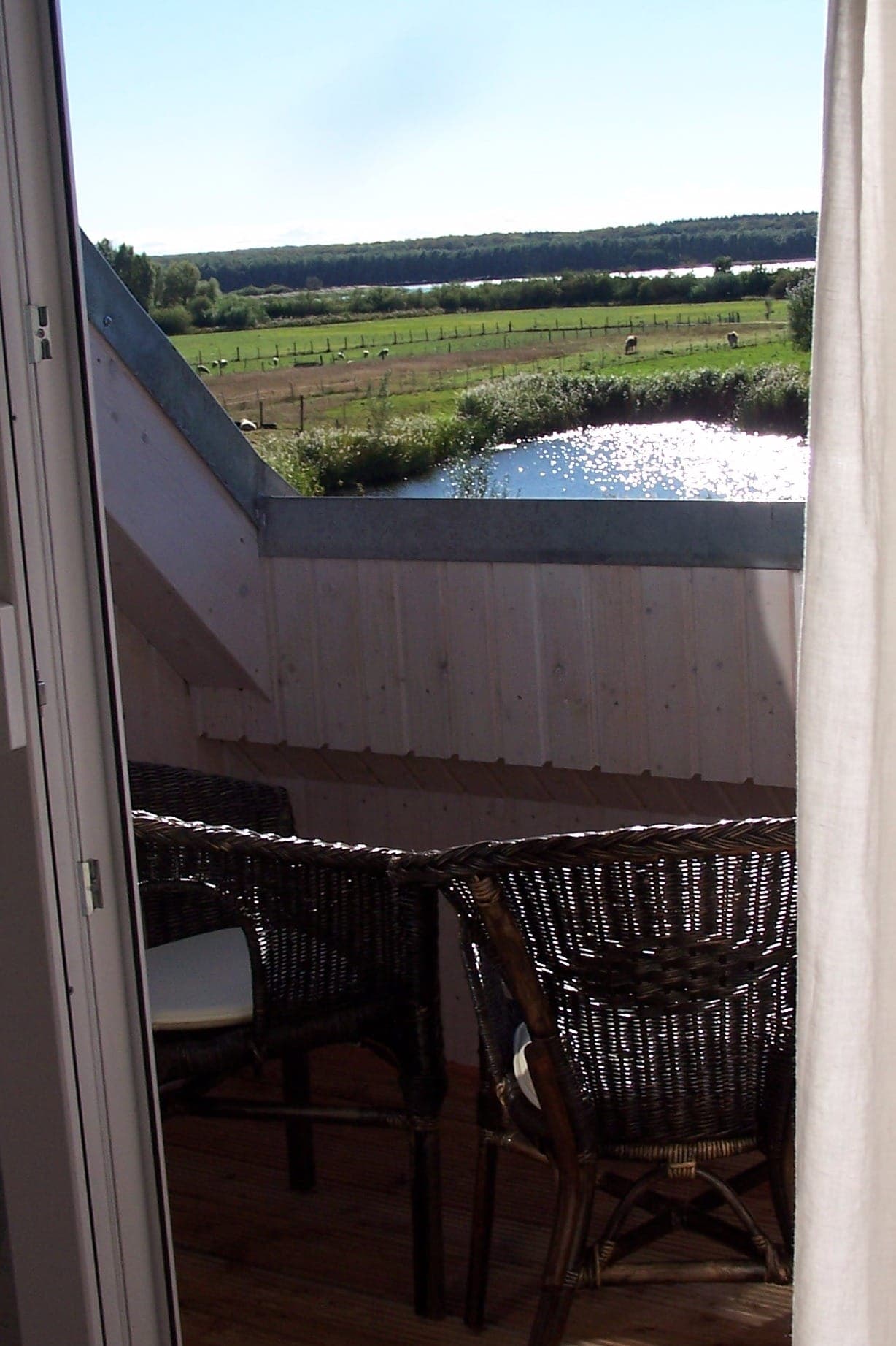 Loggia mit Blick aufs Naturschutzgebiet